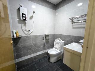 K Room Homestay at Taiping - 6