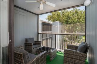 Condo with Pool, Gym, Golf, Jacuzzi and Game Areas - 2