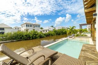 Bougainvillea and Mistico Beach Club plus Boat Shuttle - 2
