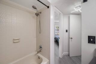 Condo with Pool, Gym, Golf, Jacuzzi and Game Areas - 5