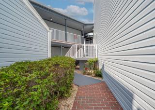 Cozy Golf Condo with 3 Pools, Gym and Just 15 Minutes to Airport - 2