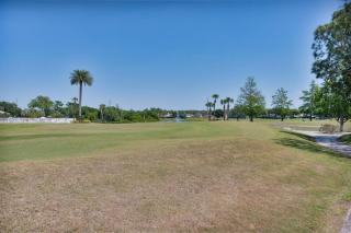 Cozy Golf Condo with 3 Pools, Gym and Just 15 Minutes to Airport - 5