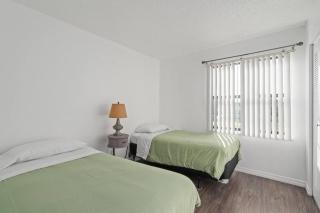 Cozy Apt with Pool, Hot Tub, Golf, Near Downtown - 5