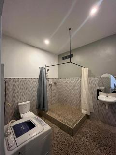 Golden Homestay Pronojiwo - 2