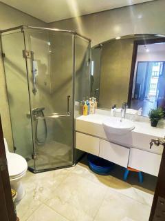 Hi-floor & Convenient 1BR Apartment in Times City - 2