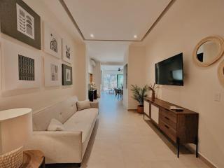 OVATA 302 - ZONA ROMANTICA - 0