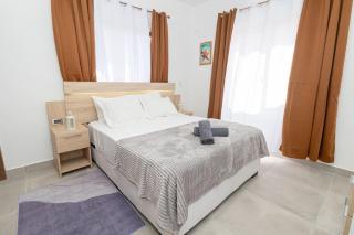 Elegant Coastal Escape Spacious 2BR Bayahibe - 3