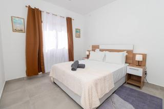 Elegant Coastal Escape Spacious 2BR Bayahibe - 1