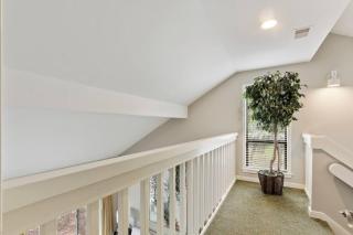 589 - Sleeps 6, Mins to Beach, Fire Pit, Pool - 3