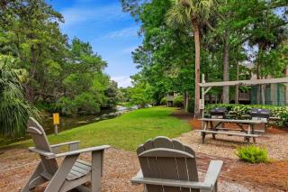 Spicebush - 573 at Sea Pines - 4