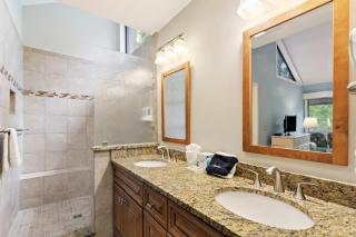 567 - Sea Pines Getaway-Heated Pool, Sleeps 6 - 7