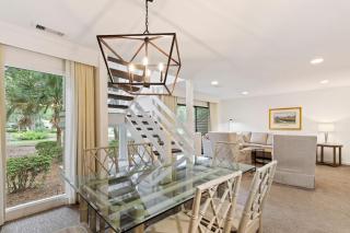 2878 - Lagoon Side Villa in Heart of Sea Pines - 4