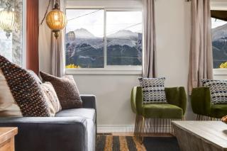 2BR Red Cedar Lodge near Banff with Mountain Views - 8