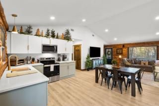 43 - Modern Luxury Log Cabin Retreat W. Fire Pit - 7