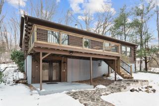 43 - Modern Luxury Log Cabin Retreat W. Fire Pit - 1