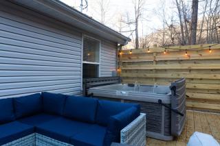 The Mountain Magnolia-Hot Tub on Private Deck - 5