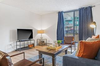 Stampede Modern downtown Condo Spacious 2BR - 7