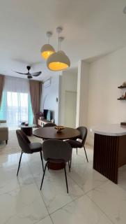 9-11AHomestay at 19Residence - 0