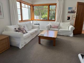 Khandallah Character House - 4