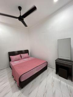 Dneesya homestay - 5