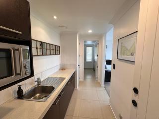 Luxury Studio with Stunning Views to wake up to! - 2