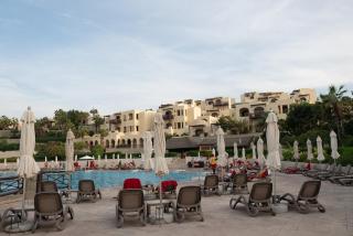 Cozy Villa at Cove Rotana Resort - 2