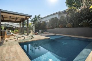 Holiday Home at Sunshine with Pets and HEATED POOL - 7