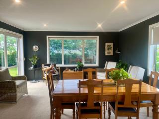 Cherry Tree Manor - 7