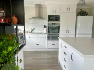 Cherry Tree Manor - 6