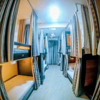 Black And White Kandy Hostel And Rooms - 5