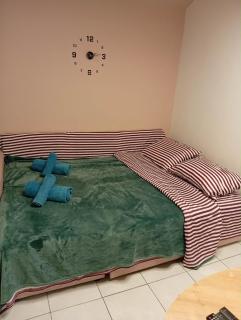 Jordan's Room 21 - 7