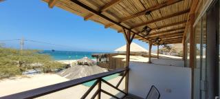 Black Marlin - Restaurant and Lodge - 0