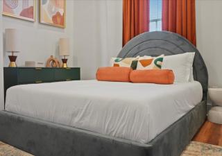 Chic Pink Villa by NestNGo Escapes with 2 car private parking - 6