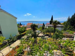 Apartments in Dramalj 42932 - 4