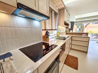 Sunrise Pool Villa - by KohChangVillas - 1