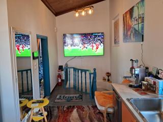 Melis House - 75'' TV, Live Football NOVA COSMOTE & Fast Wi-Fi - 0