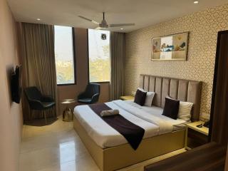 Hotel Supreme Regency - 2