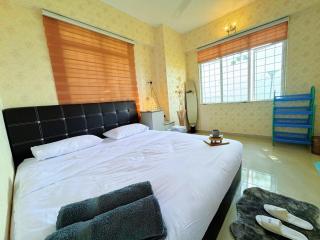 Beachfront Bliss with 3BR Sea View Glory Beach PD - 8