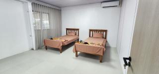 Pacific Harbour Escape - 2