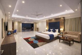 Hotel Cardinal Express Oxmo Near IGI Airport Delhi With Free Aiport Drop - 8