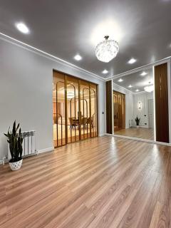 Стильная 3-комнатная студия в верхней части города! - 2