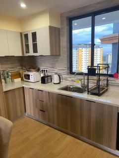 Beautiful two bedroom apartment with ample parking space heated swimming pool fully equipped gym and amazing city views - 5