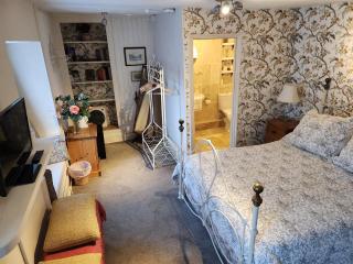 Anzac Street B+Bistro - Dartmouth - 9