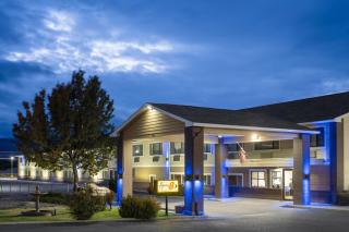 Super 8 by Wyndham Baker City - 7