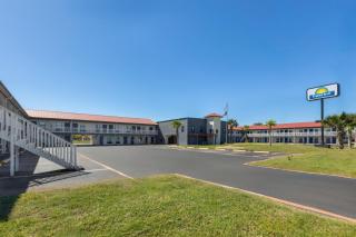 Days Inn by Wyndham Aransas Pass - 0