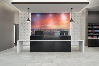 La Quinta Inn & Suites by Wyndham Olive Branch - 8