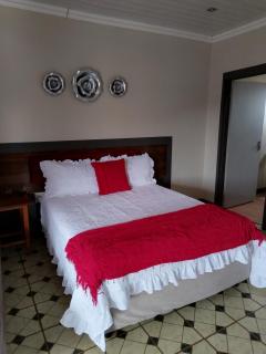 Gs and Y Guest House Phokeng - 3