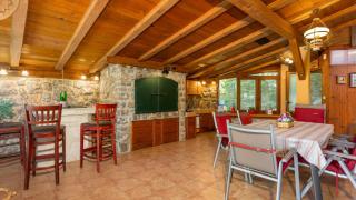 Holiday Home Villa Rosemary by Villas Guide - 2