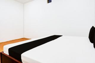 Hotel O White House Hotel - 7