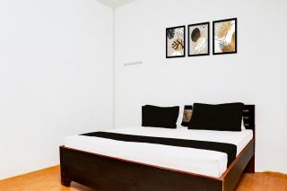 Hotel O White House Hotel - 0